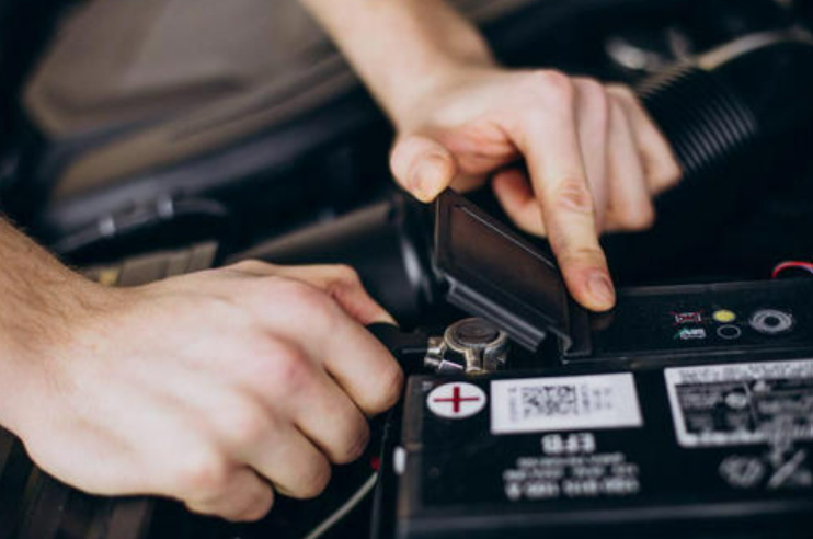 Waspada Ini Ciri-Ciri Arus Listrik Motor Gak Stabil dan Dampaknya ke Performa Mesin