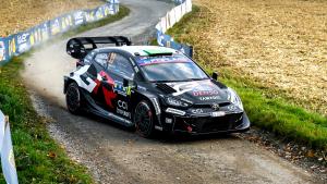 WRC 2025 Jepang: Duel Maut Tiga Driver Toyota Dimulai! Rebutkan Gelar Juara Dunia