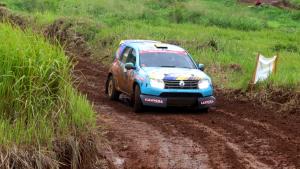 Sprint Rally 2025 Put 6: Badai Tak Goyahkan `Raja Kelas J1`, Tomi Hadi Tetap Ganas Di Leg 1