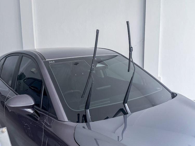 Posisi wiper Neta V-II yang cepat untuk pembersihan agar berfungsi optimal
