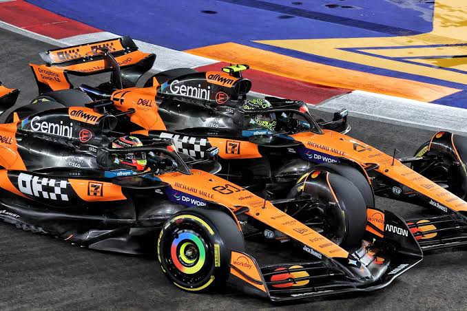 Duel wheel to wheel McLaren, riskan dib3 race penentuan. (Foto: ist)
