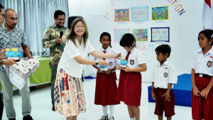 Program Toyota Dream Car Art Contest ke-19: Padukan Penguatan Kapasitas Guru dan Kreativitas Anak di Rote Ndao