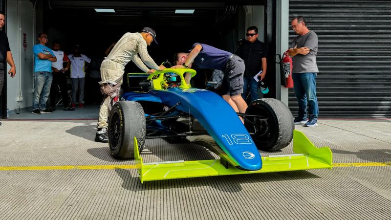 Ligier JS F422 - Mobil Balap F4 di Indonesia (Foto: IG/@formula4.idn & MGPA)
