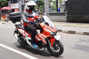 Dear Bikers, Perhatikan Etika Mengerem Agar Aman dan Selamat Berkendara Roda Dua   
