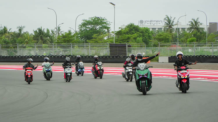 Anak motor menjajal Sirkuit Mandalika dengan tunggangan kesayangannya