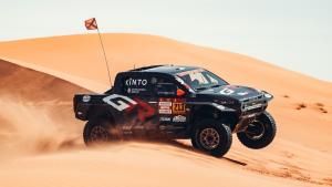 Dakar 2026 Etape 8: Menang Tipis 3 Detik, Talenta Muda Toyota Gazoo Racing Guncang Dominasi Senior