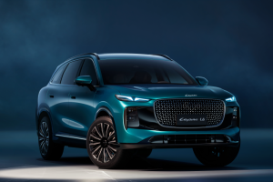 LEPAS L8 Sajikan Kenyamanan Berkalas, Penumpang Serasa di Ruang Pribadi