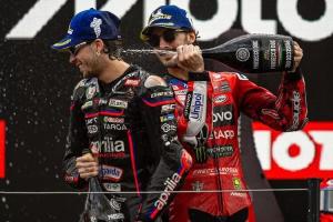 MotoGP 2026; Sinyal Semakin Kencang, Marco Bezzecchi dan Francesco Bagnaia Bersatu di Aprilia Musim 2027