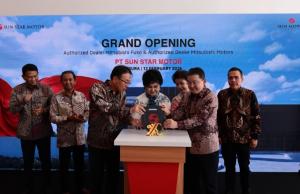 Perkuat Jaringan di Jawa Tengah, Fuso Resmikan Diler Sun Star Motor di Kartasura, Solo