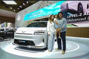 Wuling Darion Ukir Cerita Seru dan Berkesan Bersama Keluarga Figur Publik di IIMS 2026