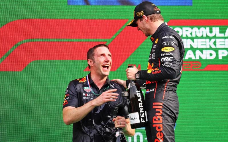 Max Verstappen dan Craig Skinner. (Foto: xpb-racingnewa)