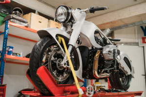 Dilema Pasca Garansi: Mengapa Pemilik Motor Mulai Berpaling dari Bengkel Resmi?