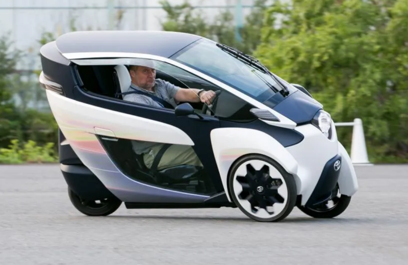 Toyota i-ROAD 