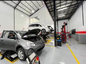 Mudik Aman Pakai Mobil Hybrid dengan Ban Prima, Yuk Simak!