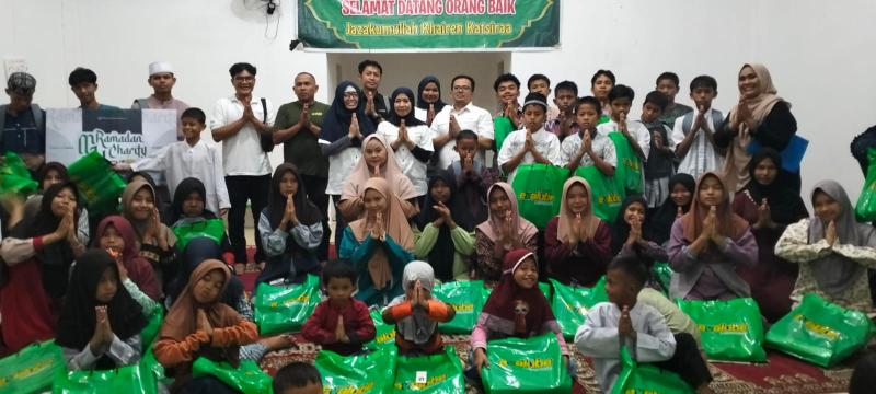 Keceriaan anak-anak Panti Asuhan menerima bingkisan Ramadan dari Evalube