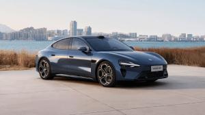 Gila! Hanya 34 Menit, 15 Ribu Unit Xiaomi SU7 Ludes Terjual, Apa Rahasianya?