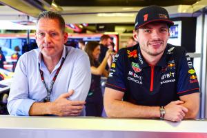 F1 2026: Jos Verstappen Ragu Putranya Ikut GP, Tapi Pintu Keluar Red Bull Tetap Terbuka