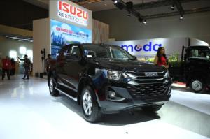 Isuzu Perkanalkan D-MAX Rodeo, Mobil Tangguh untuk Ladeni Medan Ekstrem
