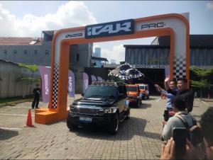 ICAR serahkan SUV Keren V23 Pro Plus Collector Series kepada Pemilik Perdana