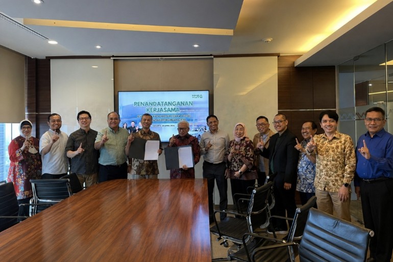 Penandatanganan kerja sama Haja Auto dan Yayasan Perguruan Cikini untuk pengembangan SDM unggul menjual masa depan industri otomotif yang dinamis