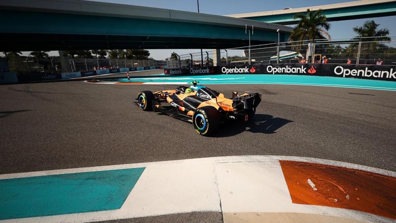 MCL40 besutan McLaren, mulai merangkak ke level atas kompetisi. (Foto: f1)