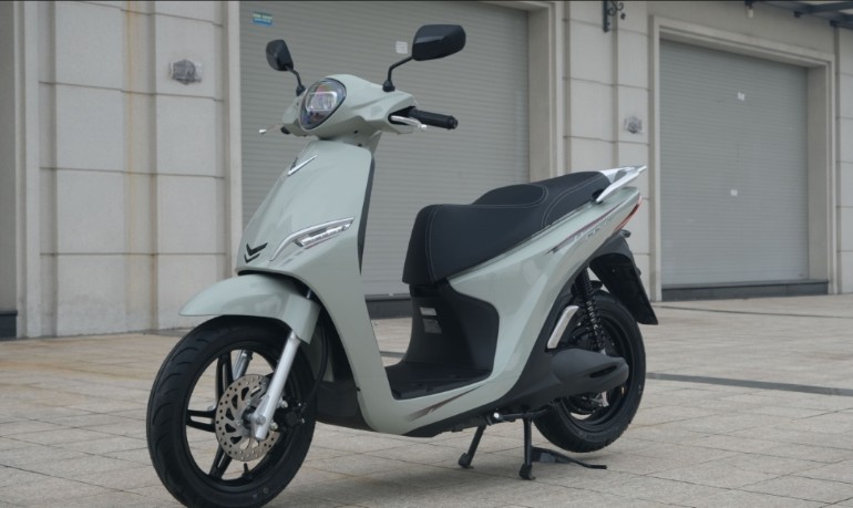 Tampilan motor listrik VinFast Feliz ll untuk Indonesia 