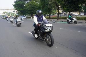 Posisi Berkendara yang Tepat Agar Aman dan Tak Capai Saat Bermotor 