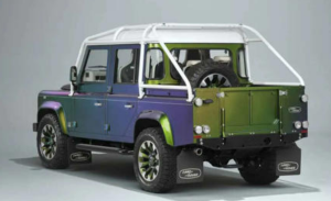 Mahakarya Bunglon: Land Rover Classic Garap Empat Defender V8 Eksklusif dengan Cat Spektakular