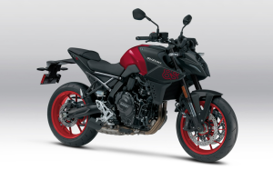 Sentuhan Baru Suzuki GSX-8S 2026: Definisi Baru Naked Sport Kelas Menengah