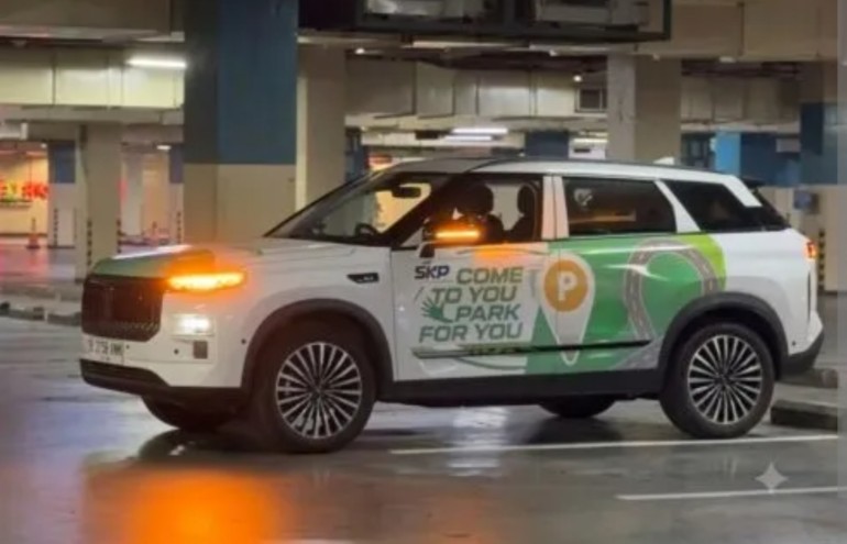 Mobil Jaecco dengan fitur Super Intelligent Valet Parking memudahkan parkir