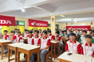 Perkuat Pendidikan Vokasi, AHBI Bekali Siswa dengan Pengetahuan Sepeda Motor Honda Terkini
