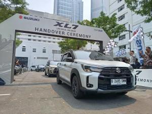 Petualangan Keluarga Dimulai, Suzuki Resmi Serahkan Unit XL7 Terbaru ke Konsumen