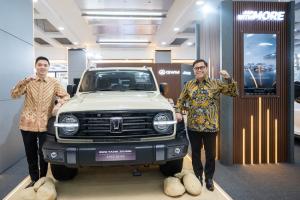 Inchcape GWM Indonesia Hadirkan Tank 300 Diesel Sand Beige di GIIAS Surabaya