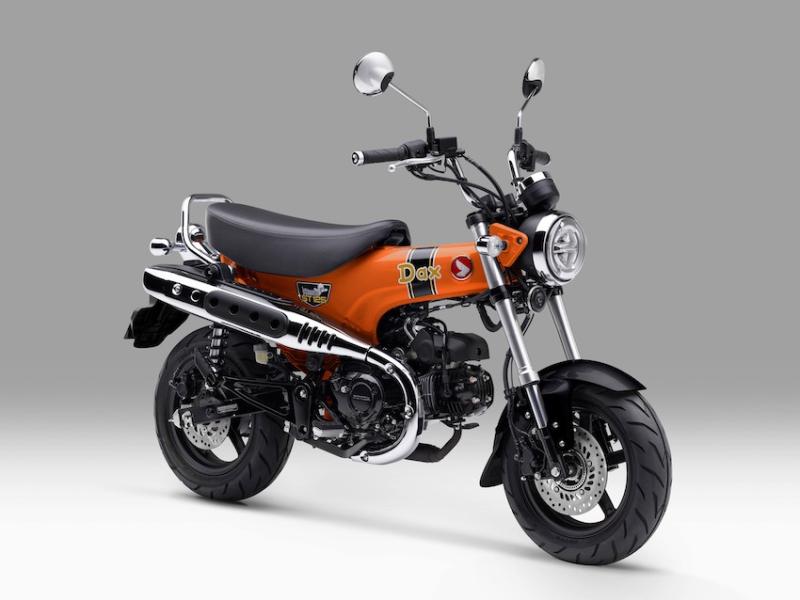 Tampilan ikonik nan menggoda dari Honda ST125 Dax 