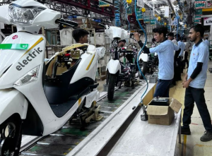 Industri Motor Listrik Menggantung: Insentif Tak Kunjung Jelas, Konsumen Pilih Wait and See