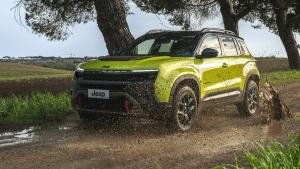 Intip Ketangguhan Spesifikasi Jeep Avenger 4xe yang Bikin Rivalnya Ketar-Ketir!