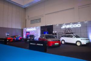 Memotret Unit Mobil Listrik OMODA & JAECOO dengan Sentuhan Modifikasi Kreator Lokal di IMX 2026