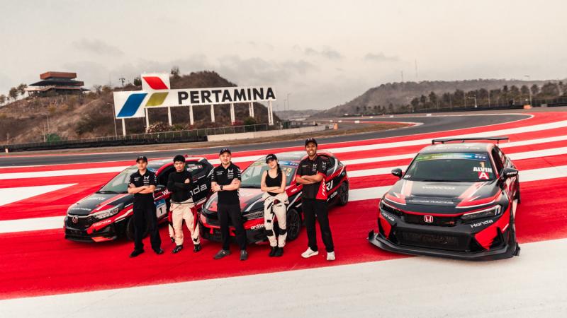 Honda Racing Indonesia Sapu Bersih 5 Gelar Juara Nasional (Foto: HPM)